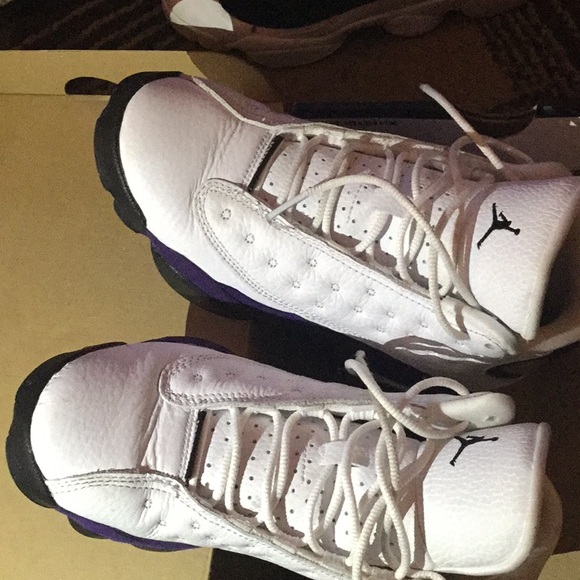 Gently worn Jordan's - Picture 3 of 3